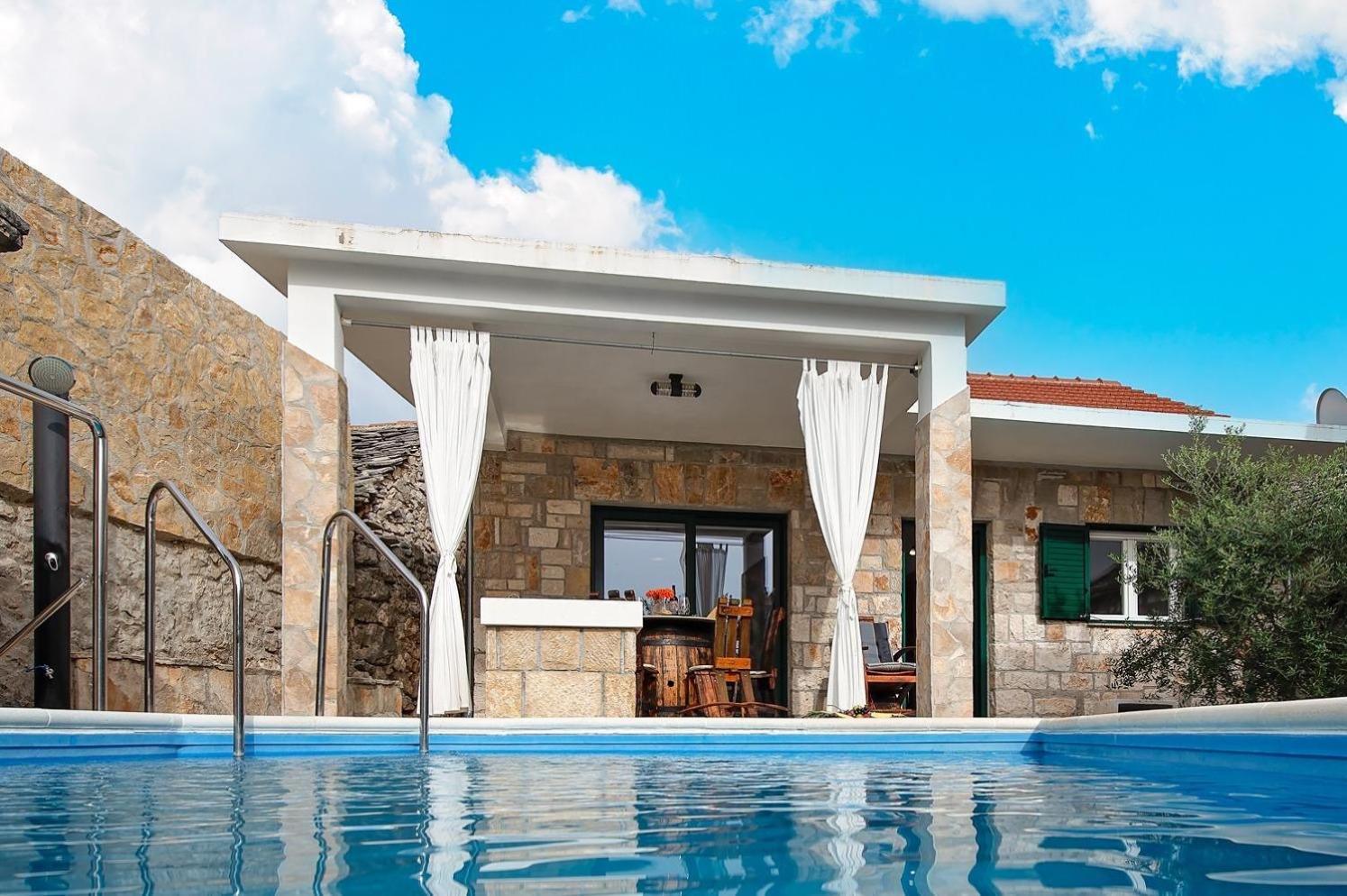 Villa Oaza Primosten With Heated Pool Eksteriør billede