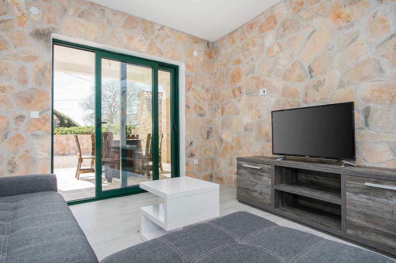 Villa Oaza Primosten With Heated Pool Eksteriør billede