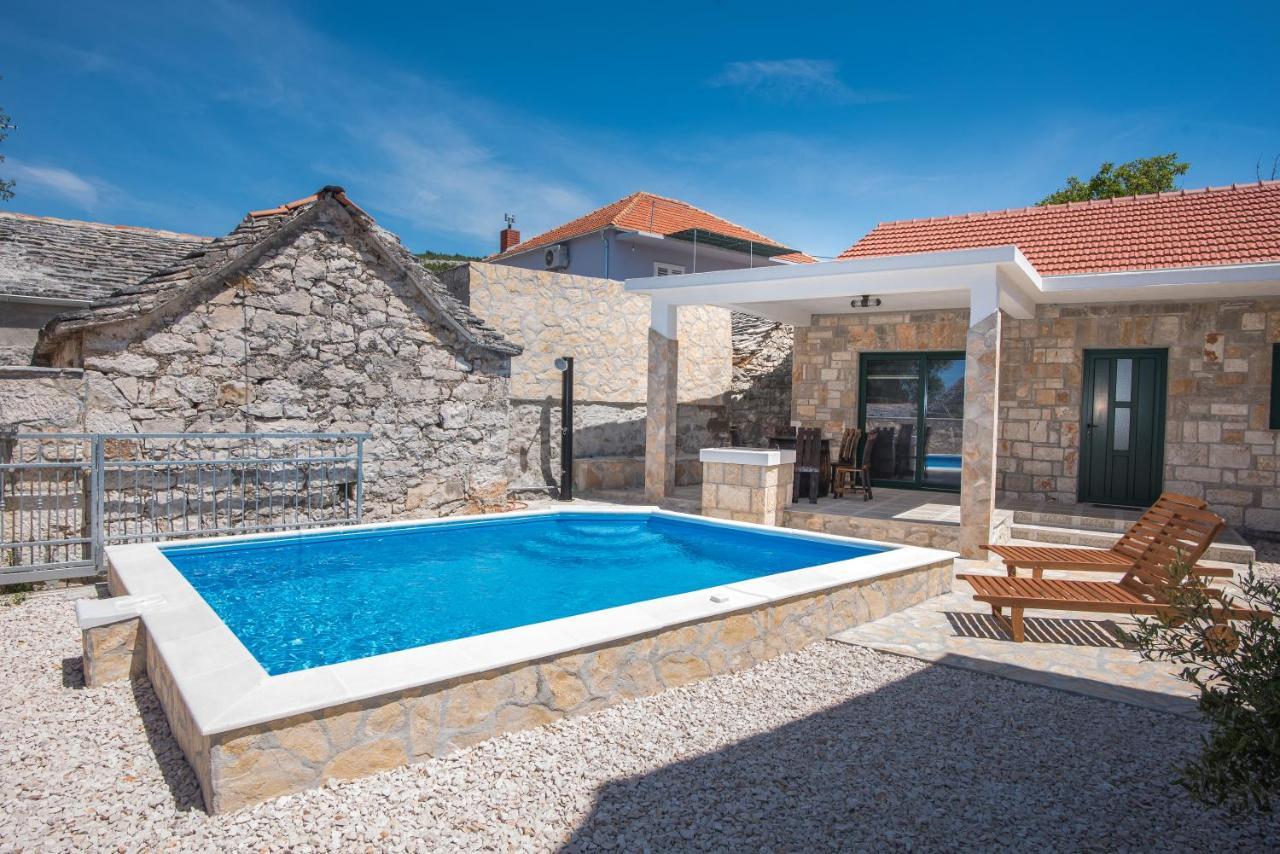 Villa Oaza Primosten With Heated Pool Eksteriør billede